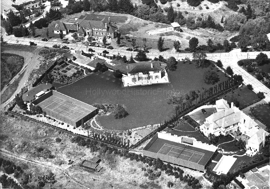 Claudette Colbert Estate 1937 WM.jpg